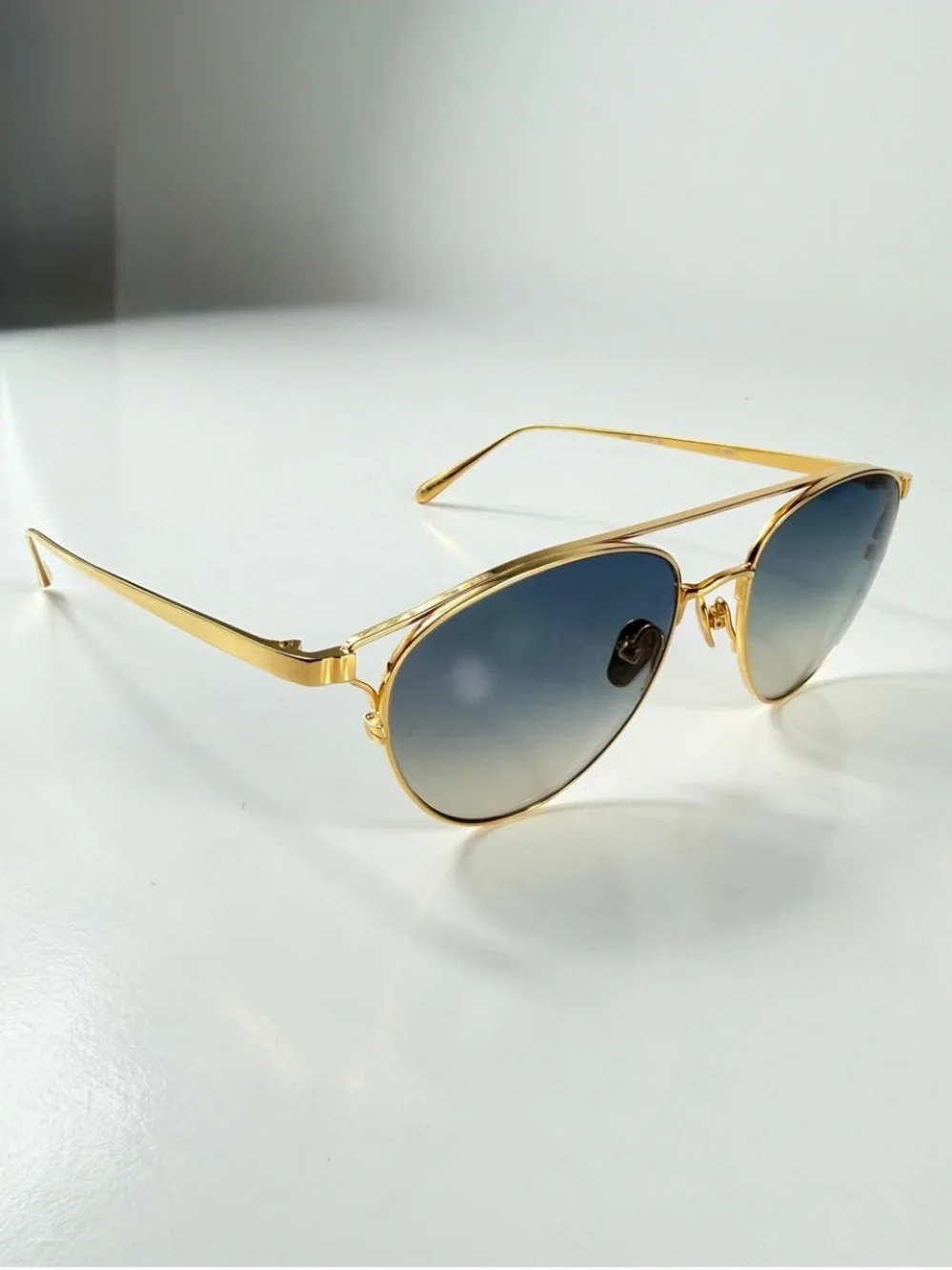 Linda Farrow Omar Aviator Sunglasses Gold Blue LFL804 C7 Titanium NWT Full Set